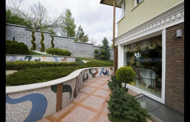 Eger Eladó Üzlethelyiség