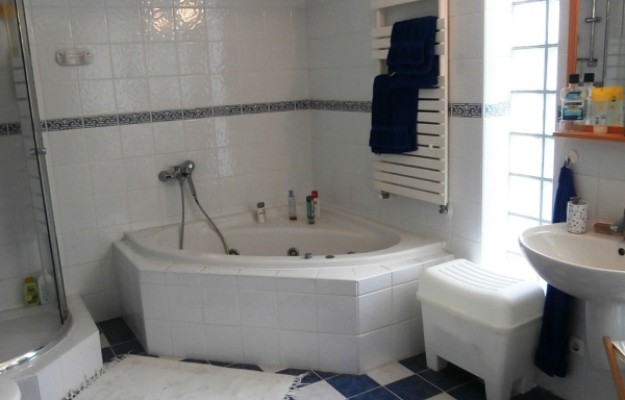 Zsámbék Eladó Ház