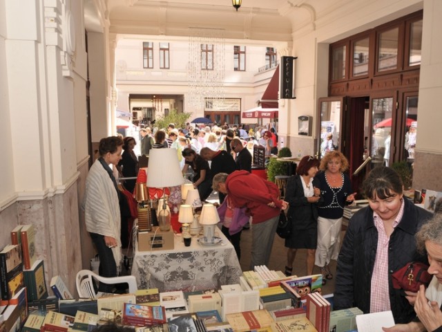 budapest_belvaros_gozsdu_udvar_luxus_lakas_elado_kiado